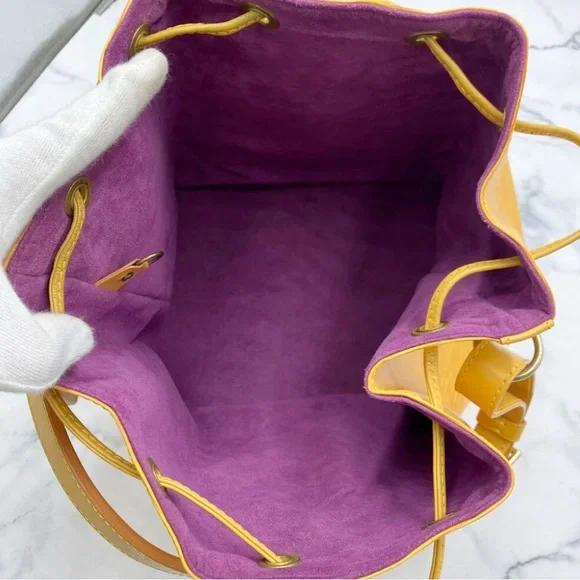 Vintage Louis Vuitton | Petit Noe Yellow EPI Bucket Bag - Picture 6 of 16